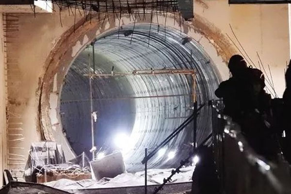 什么掘進設(shè)備適合公路隧道施工，適合隧道掘進的設(shè)備有哪些_隧道掘進機